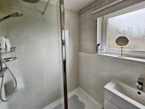 Photo 1- click for photo gallery